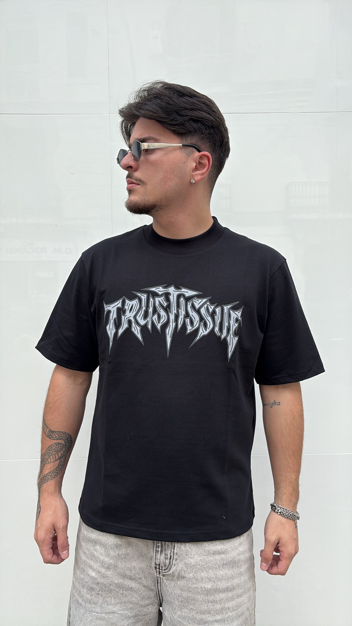 T-shirt trust