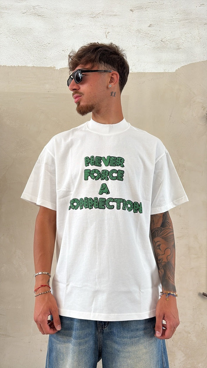 T-SHIRT CONNECTION