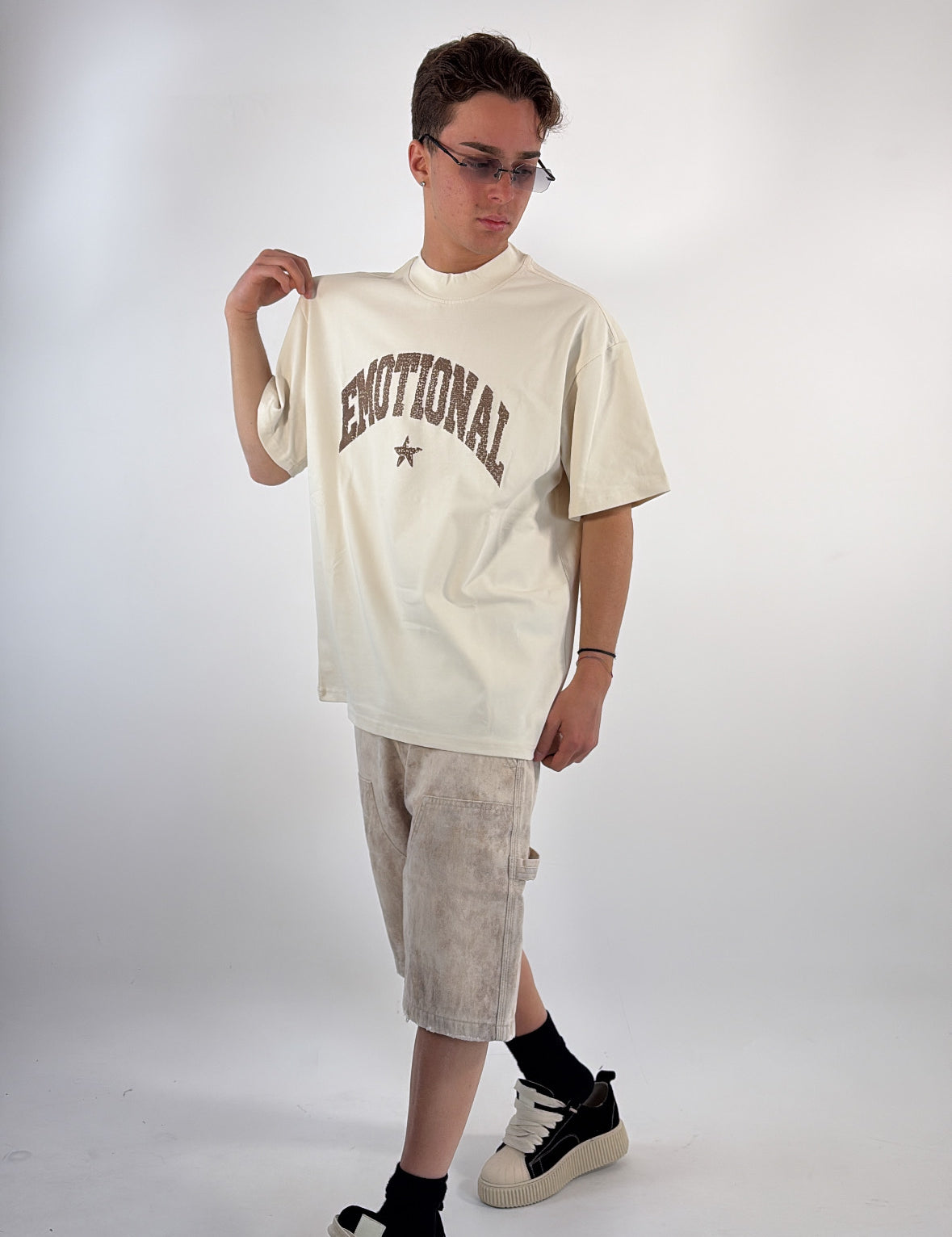 T-SHIRT EMOTIONAL