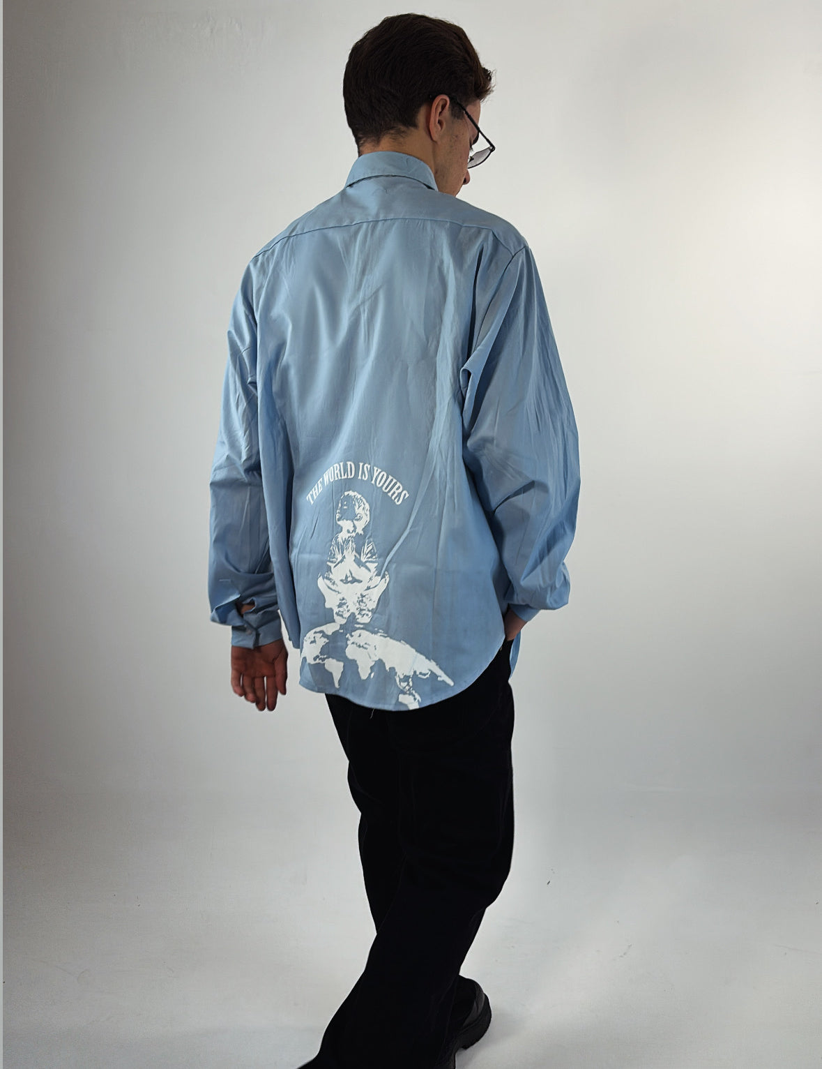 CAMICIA THE WORLD IS YOURS