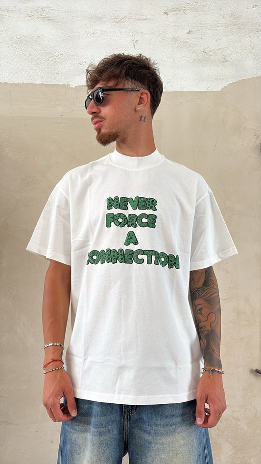 T-SHIRT CONNECTION